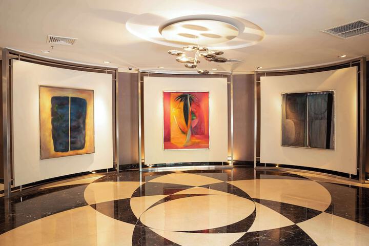 Lobby Photos
