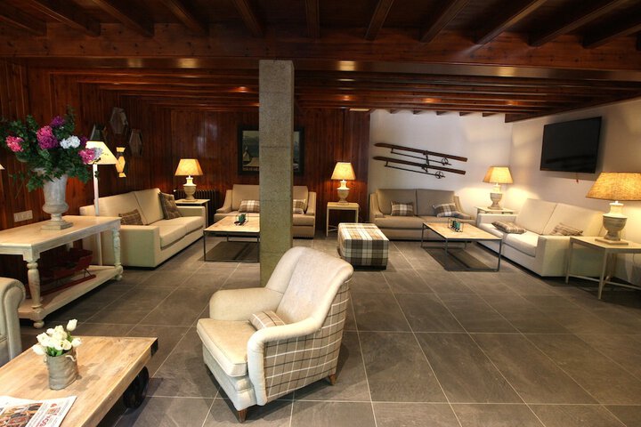 Lobby Photos