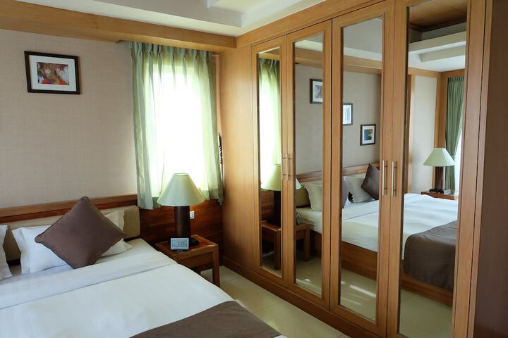 Room 5 of 89