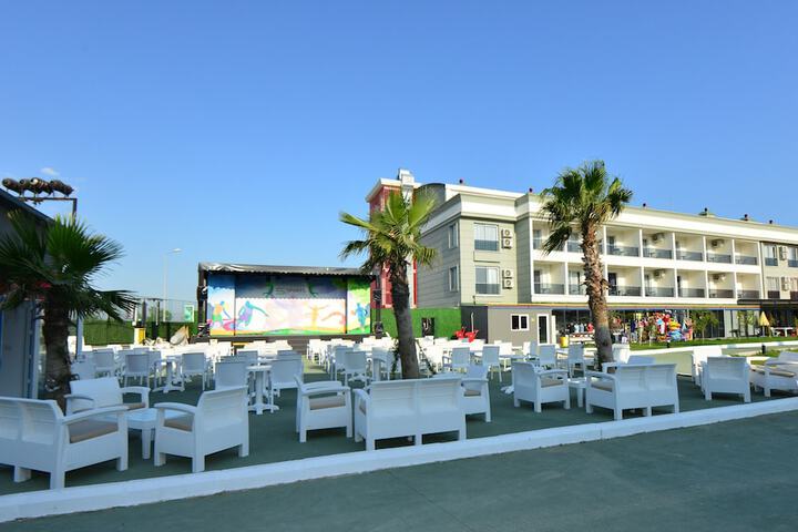 Hotel 55 of 58