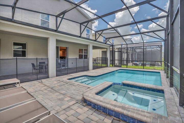 Pool 54 of 97