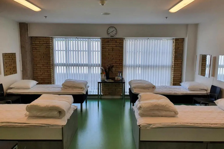 Room 3 of 13