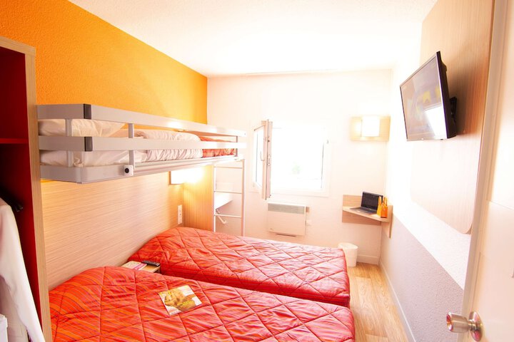 Room 19 of 116