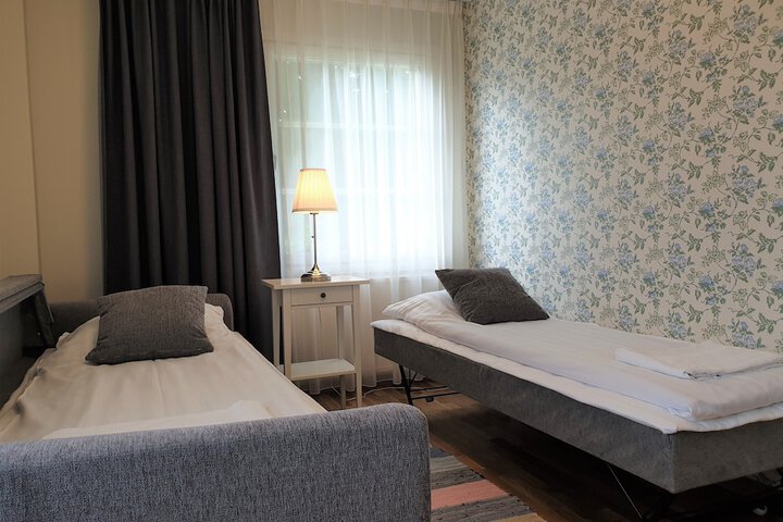 Room 7 of 89