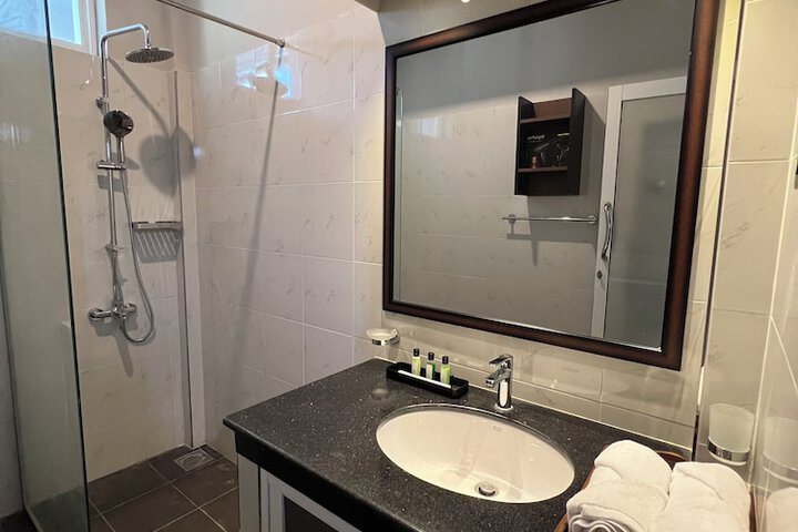 Room 156 of 174