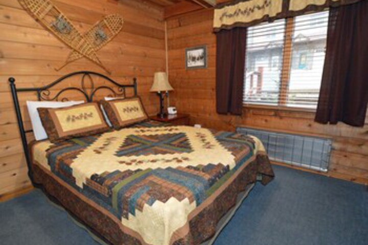 Room 33 of 39