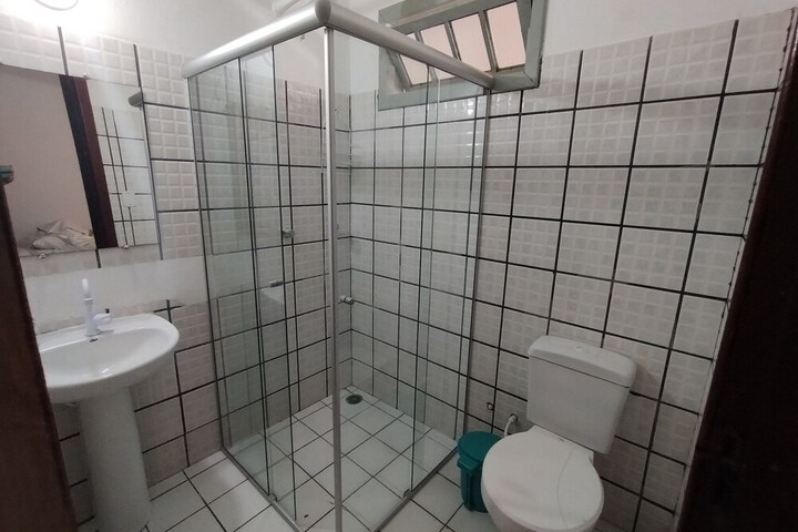 Room 20 of 37