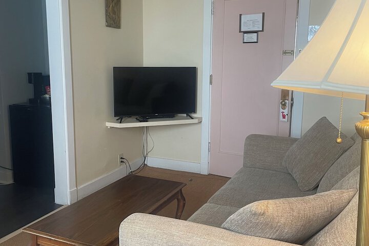Room 78 of 125