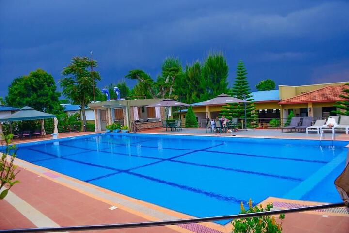 Pool 16 of 43