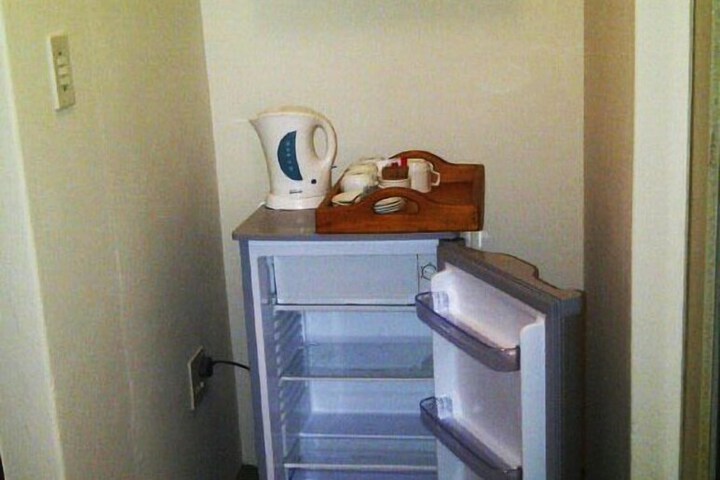 Room 9 of 35