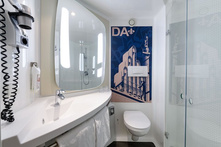 Bath Photo