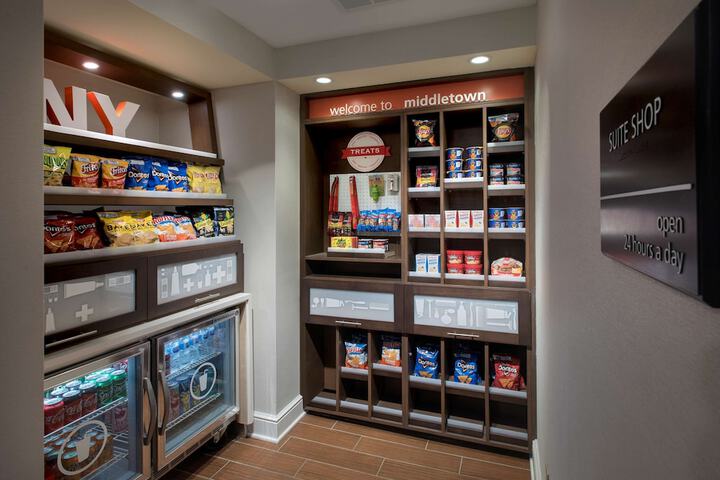 Snack bar