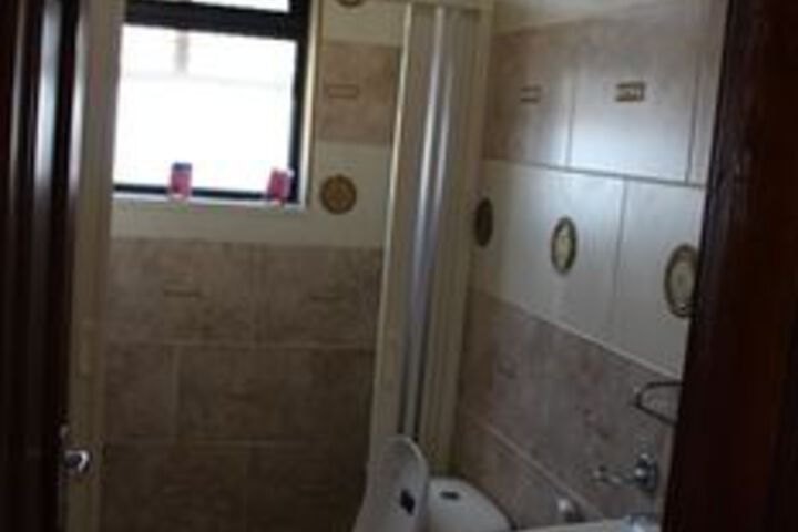 Room 5 of 48