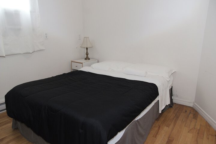 Room 10 of 61