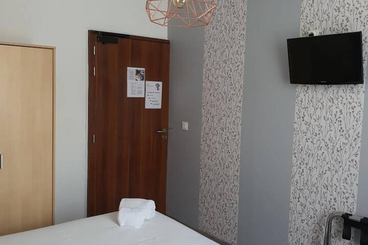 Room 20 of 62