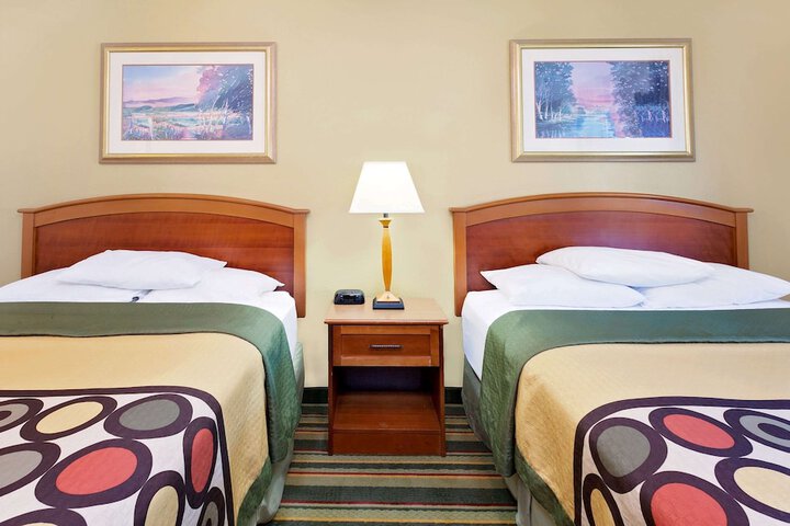1 Queen Bed Mobility Accessible (1 of 5)