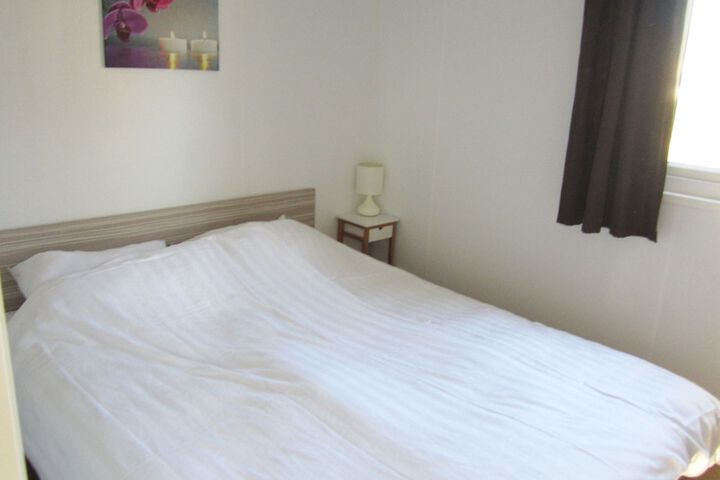 Room 3 of 38