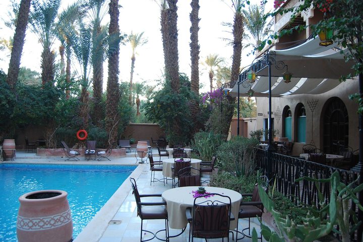Pool 32 of 72