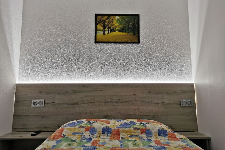 Room 4 of 58