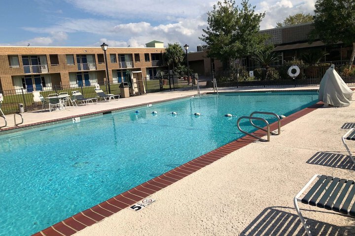 Hotel with Pool
