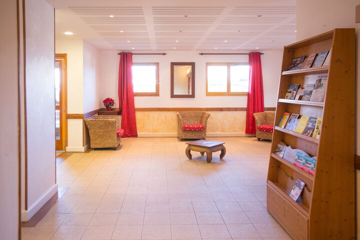 Hotel 6 of 41