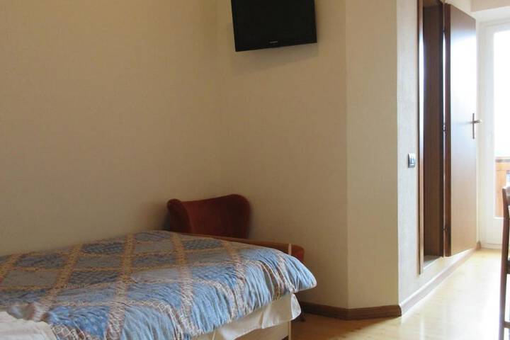 Room 21 of 61