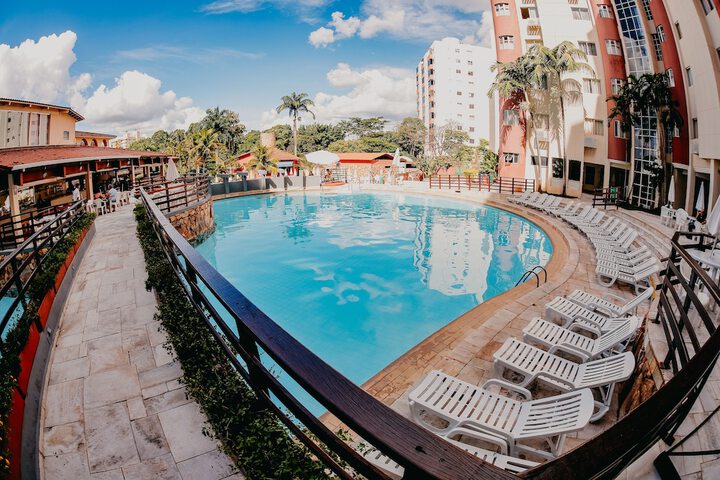 Pool 14 of 21