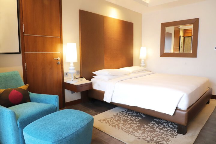 Room 26 of 104