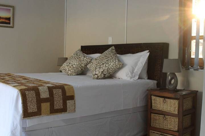 Room 2 of 49