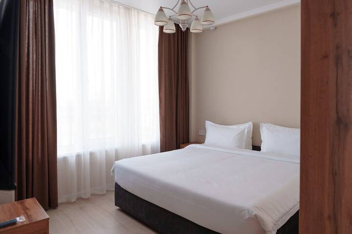 Room 21 of 49