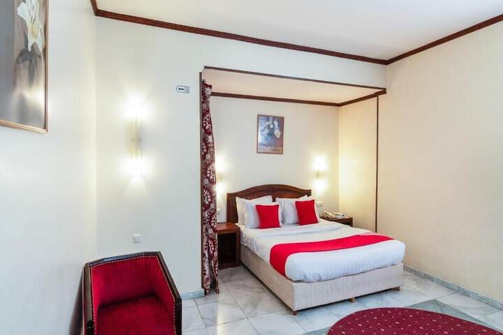 Room 3 of 9