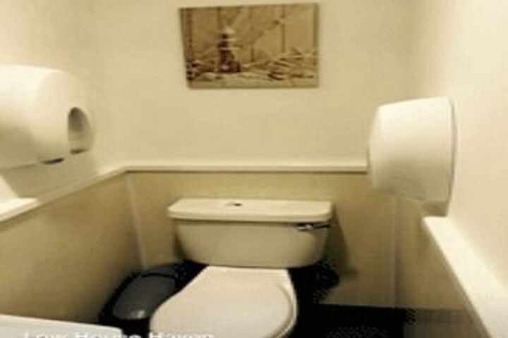 Room 2 of 14