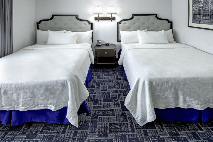 2 Double Beds (4 of 5)
