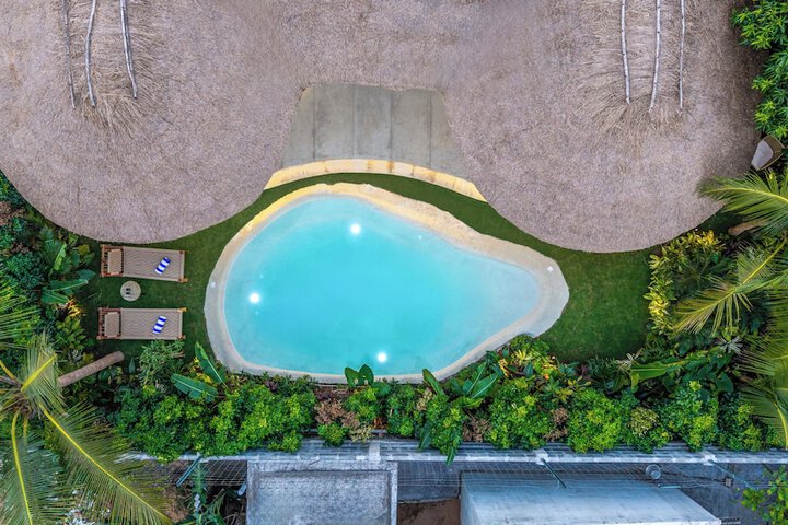 Pool 23 of 30