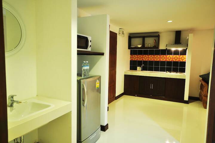 Room 50 of 77