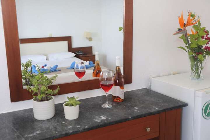 Room 30 of 83