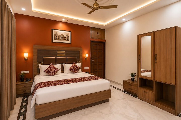 Room 12 of 32