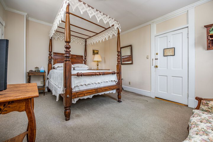 Cedar Creek Guest Room Double Bed (29 of 43)