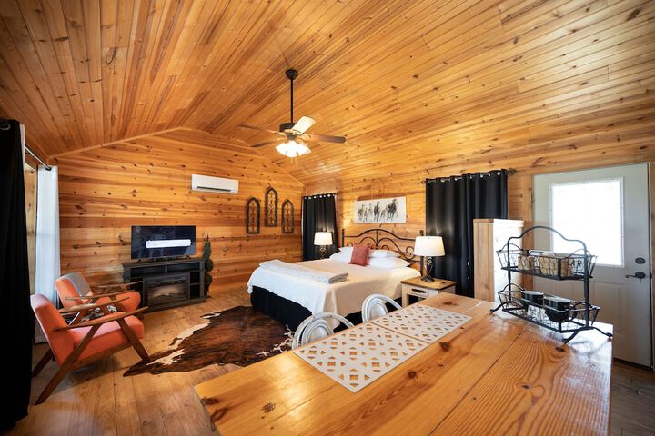 Room 21 of 201