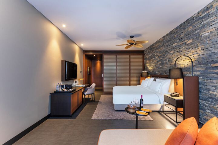 Room 56 of 429