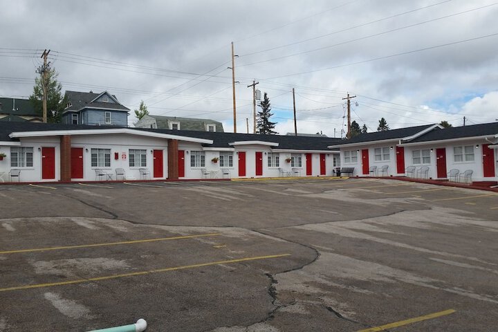 Property Grounds 43 of 55