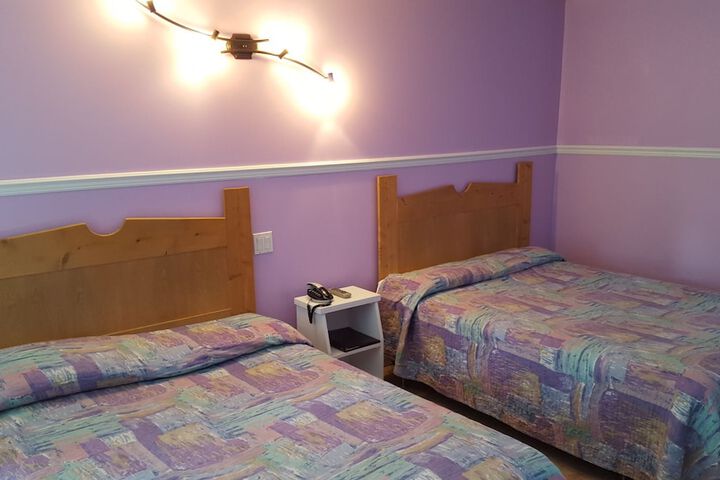 Room 24 of 62