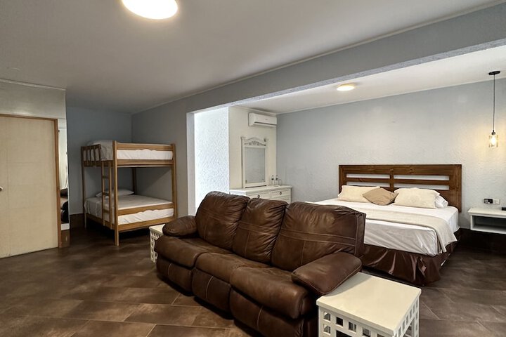 Room 14 of 63