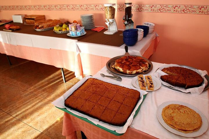 Breakfast/Coffee Service 31 of 55