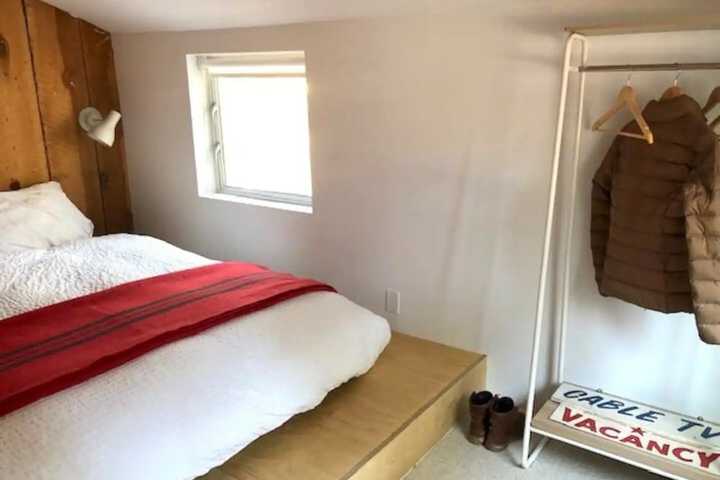 Room 48 of 128
