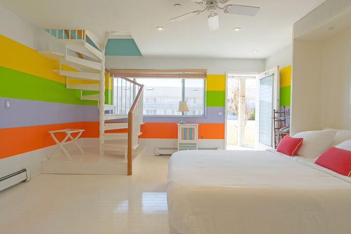 Room 10 of 152