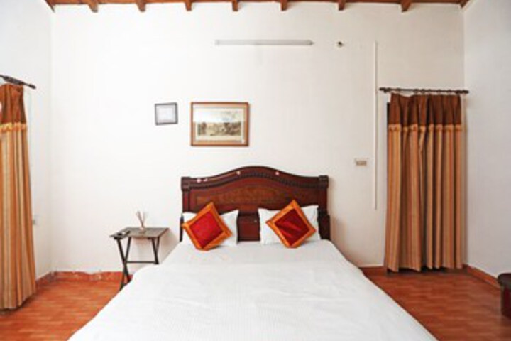 Room 17 of 23