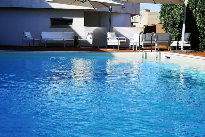 Pool 36 of 92