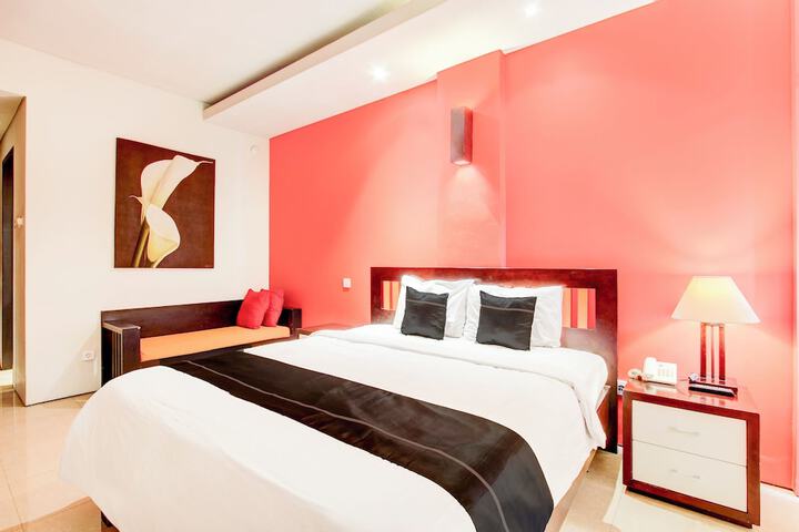 Room 28 of 40