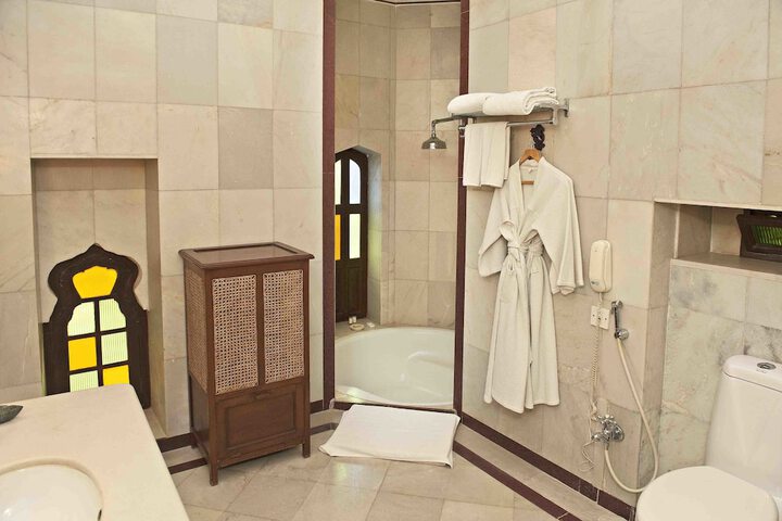 Clean Restrooms